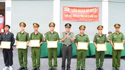 Công an Trà Vinh tổ chức liên hoan võ thuật tuổi trẻ
