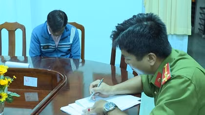 Nam thanh niên có tiền án hiếp dâm mạo danh Cảnh sát để "tán" gái