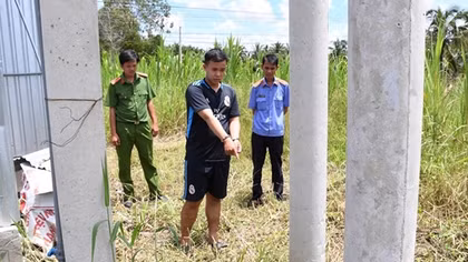 Khởi tố kẻ cướp tài sản, đòi hiếp dâm chủ quán