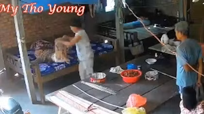 Cặp vợ chồng bạo hành mẹ già 88 tuổi lĩnh án