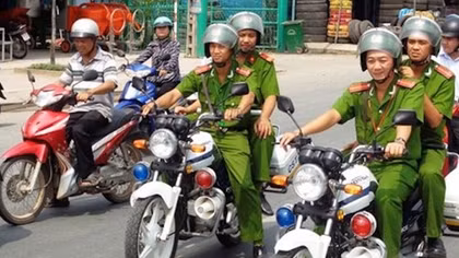  16 thanh niên không giấy tờ tùy thân nghi dàn cảnh cướp giật tài sản