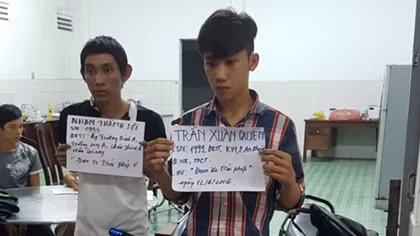 Cả trăm thanh niên chặn đường dẫn cầu Cần Thơ để đua xe trái phép