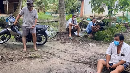 Bị phạt 22,5 triệu vì tổ chức đá gà thu tiền xâu