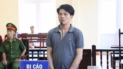 Lãnh án vì cướp vé số của người lớn tuổi