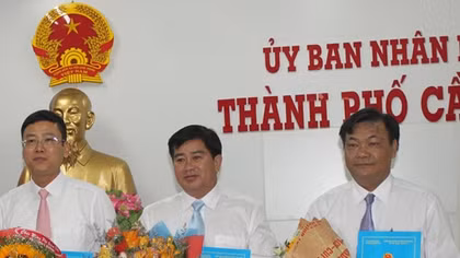 Cần Thơ bổ nhiệm nhiều phó giám đốc Sở