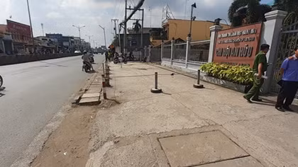 Tranh cãi lúc nửa đêm, chồng đâm vợ tử vong