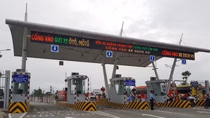 Cần Thơ lập đoàn kiểm tra thu tiền dịch vụ tại bến xe