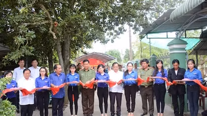 Công an Cần Thơ khánh thành đường giao thông nông thôn