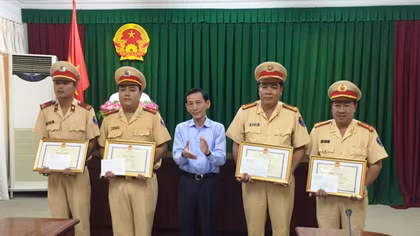 Liên tiếp lập công, ngăn chặn hàng loạt vụ đua xe trái phép