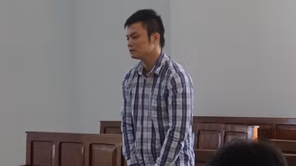 Hiếp dâm con gái người tình khi vào dự đám cúng cơm