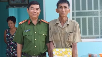 Công an TP Cần Thơ trao 2 căn nhà tình nghĩa
