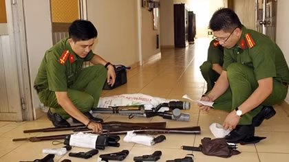 Nhiều cách làm hiệu quả trong vận động, thu hồi vũ khí, vật liệu nổ