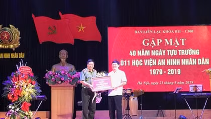 Khoá 11 Học viện An ninh nhân dân kỷ niệm 40 năm ngày tựu trường