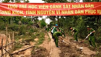 Học viện CSND với chương trình xã hội tình nghĩa tại huyện Mường Lát