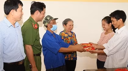 Công an giúp người dân tìm lại 21,4 cây vàng