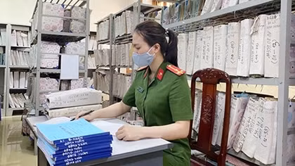 Chuyện cảm động về những nữ cán bộ cấp căn cước công dân