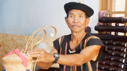 Một kỹ nghệ sắp ra đi?