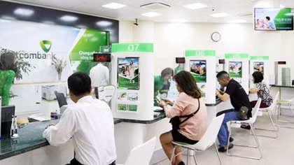 Ngân hàng “vào mùa” tăng lãi suất