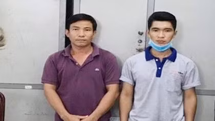 Tài xế xe tải và xe nâng hàng bắt tay "rút ruột" công ty