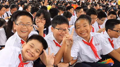 Giáo dục tinh hoa hay vớt váng thành tích?