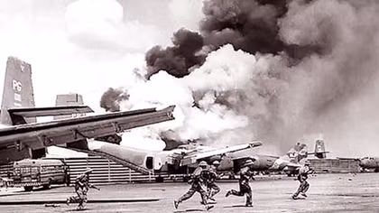 "TẾT MẬU THÂN 1968", "chiến dịch sấm rền" và "gia đình tôi"