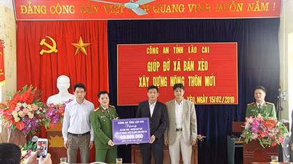 Hỗ trợ mua sắm trang thiết bị cho xã nghèo ở Lào Cai 