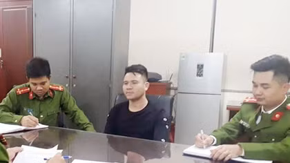 Giáp mặt "thần lừa thánh trộm"
