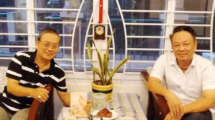 Người "đổi ba lấy một"