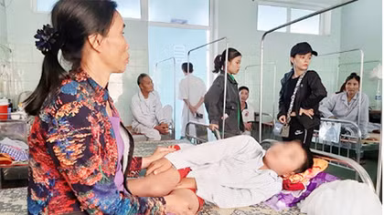 Bộ GD&ĐT lên tiếng về vụ cô giáo phạt tát học sinh 231 cái