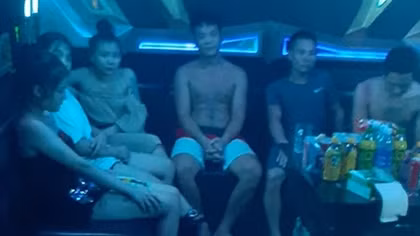 Bảy cặp đôi vào quán karaoke sử dụng ma túy