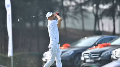16 xe hạng sang, 4 tỷ đồng chờ chủ nhân tại Bamboo Airways Summer Tournament 2021
