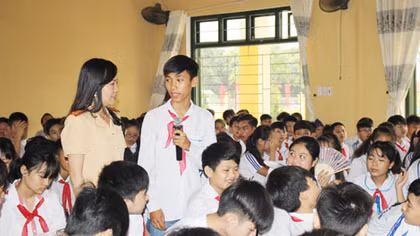 Nữ Cảnh sát giao thông vùng cao tận tụy