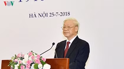 Văn nghệ sĩ cần có khát vọng lớn lao, lý tưởng cao cả, hòa nhịp đập trái tim mình với nhịp đập trái tim toàn dân tộc (*) 