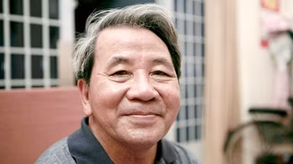 Nhà thơ Hoài Vũ: Sau những bài thơ là những bóng hồng
