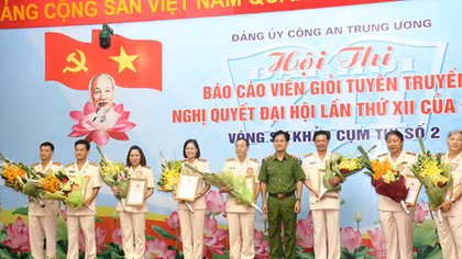 Sơ khảo Hội thi Báo cáo viên giỏi trong CAND 