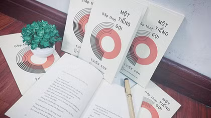 Thơ của một người “đi lạc”
