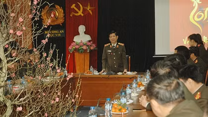 Thứ trưởng Nguyễn Văn Sơn kiểm tra công tác ứng trực dịp Tết Nguyên đán 