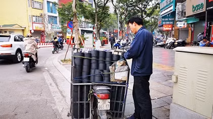 Xóa bỏ bếp than tổ ong - việc cần làm ngay ở Thủ đô