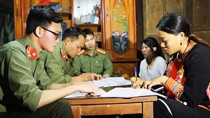Cô gái dân tộc bị phạt do đăng tin sai về dịch bệnh