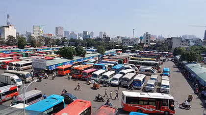 Nhà xe hoang mang trước thông tin “cứ đưa xe ra vào bến là bị thu phí”