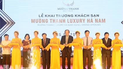 Khai trương Tổ hợp Khách sạn 5 sao và Trung tâm Thương mại Mường Thanh Hà Nam