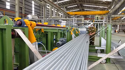 Tập đoàn Hoa Sen xuất khẩu 15.000 tấn tôn đến Anh, Đức, Ý