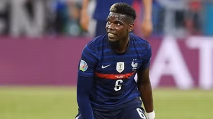 HLV Vũ Hồng Việt: Pogba không thể cứ mãi nghĩ mình là cái rốn vũ trụ