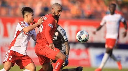Bi ai của nền bóng đá không chuyên