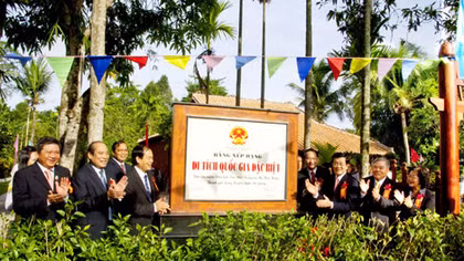 Kỳ tích "cây nhà lá vườn”
