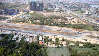 Bốn “điểm nghẽn” lớn đối với thị trường bất động sản TP Hồ Chí Minh