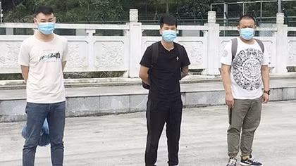 Trao trả 3 công dân Trung Quốc nhập cảnh trái phép vào Việt Nam