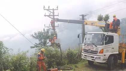 Những người đi thắp sáng vùng biên cương