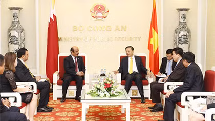 Bộ trưởng Tô Lâm tiếp Đại sứ Iran, Palestine và Qatar