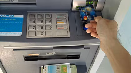 Một nửa dân số Việt Nam chưa có tài khoản tại ngân hàng